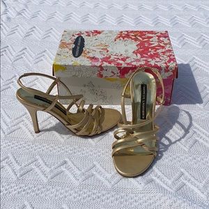 USED! Chinese Laundry Gold Pumps!!!